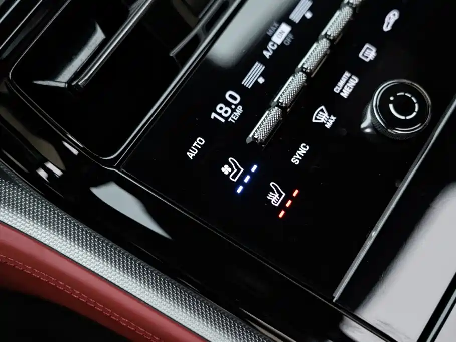 Porsche Panamera — миниатюра 25