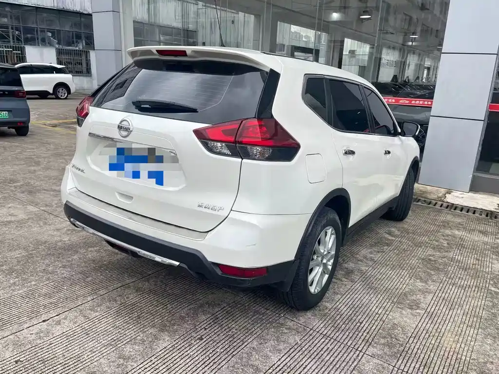 Nissan X-Trail — миниатюра 2
