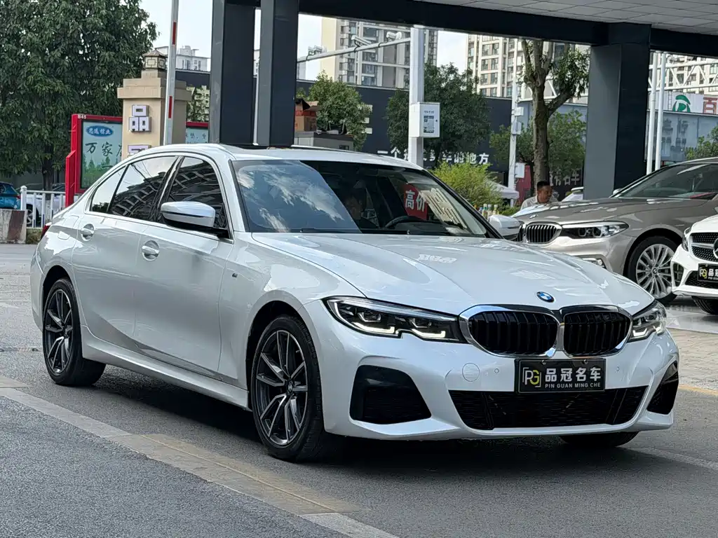 BMW 3 Series — миниатюра 3