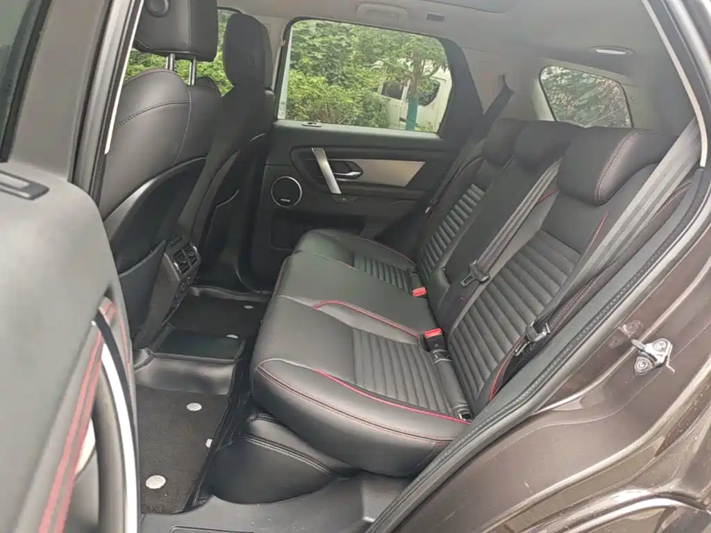 Land Rover Discovery Sport — миниатюра 17