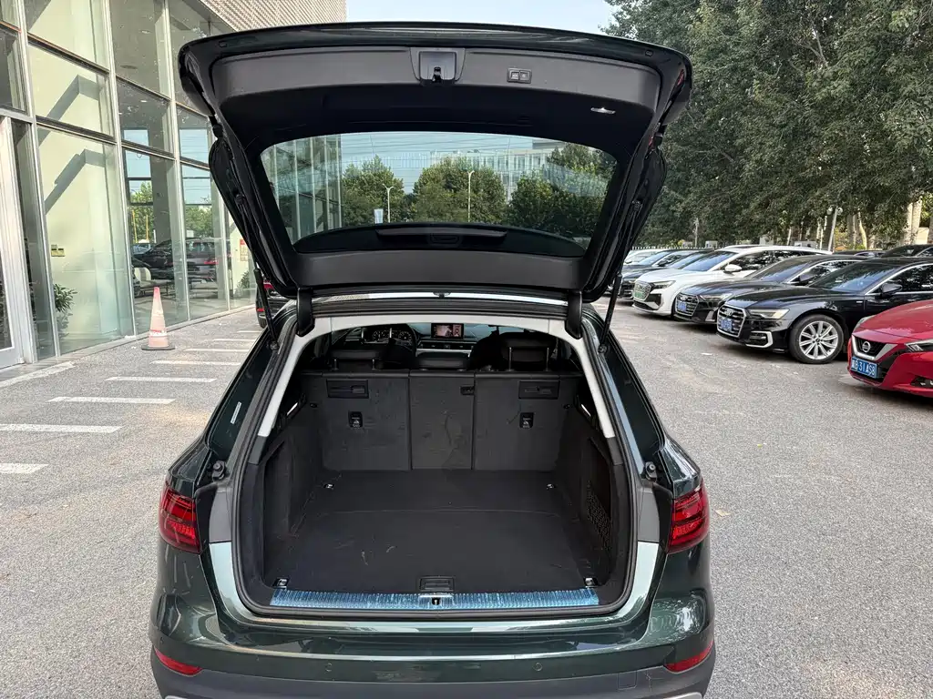 Audi A4 (Import) — миниатюра 16