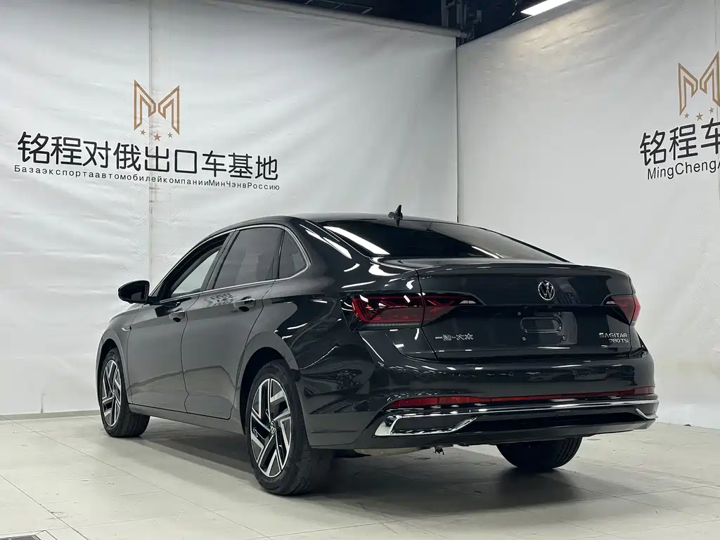 Volkswagen Sagitar — миниатюра 6