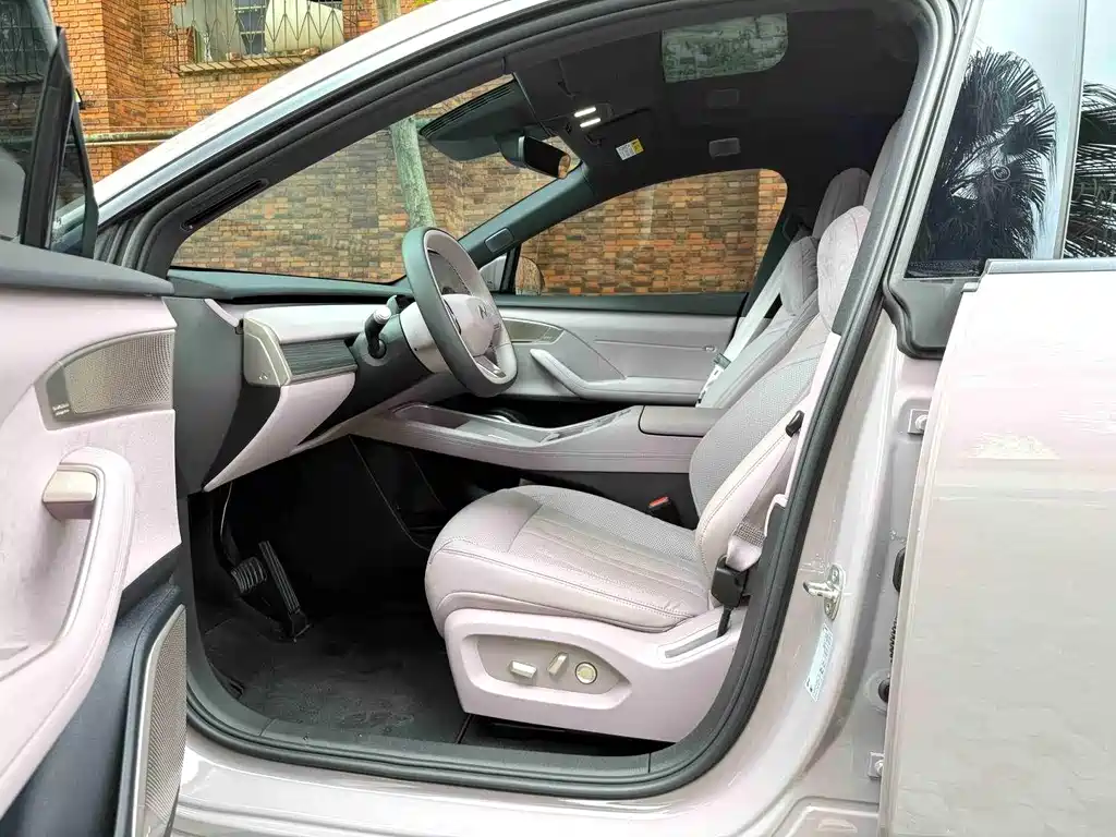 Onvo L60 2024 60kWh