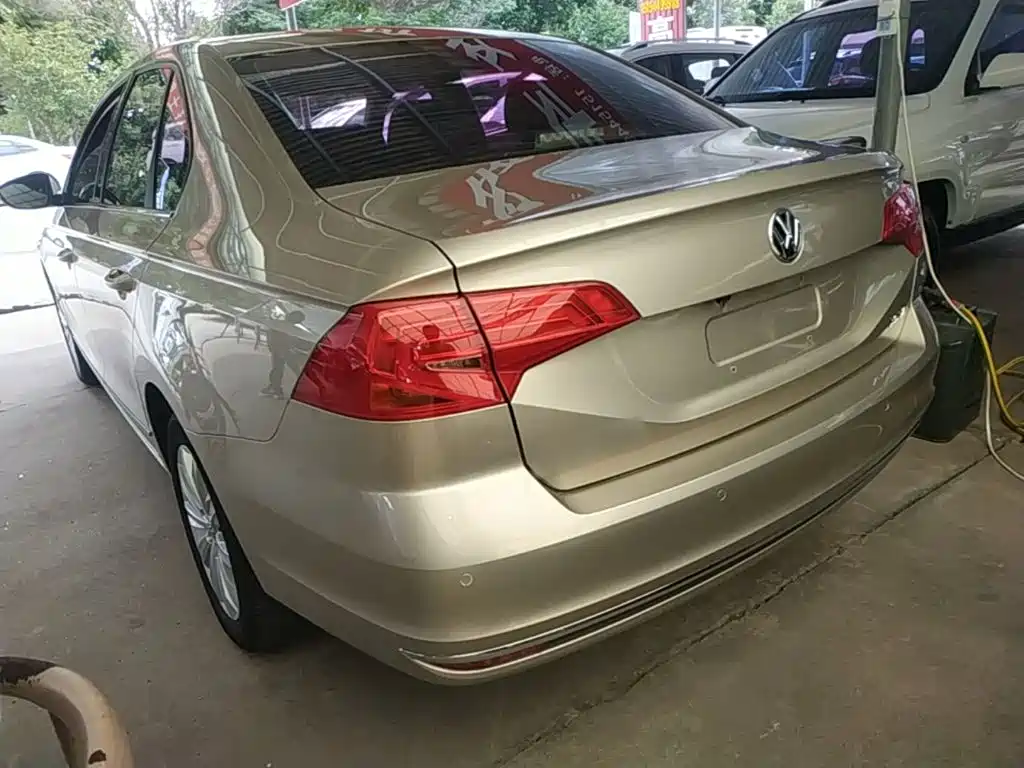 Volkswagen Bora — миниатюра 5