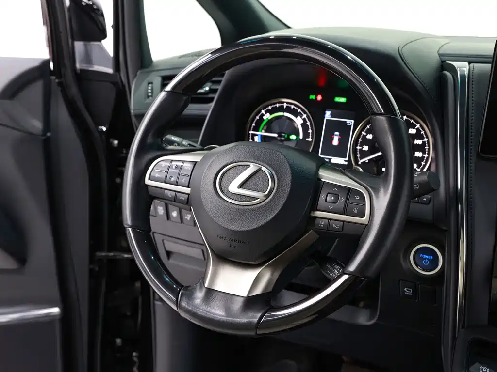 Lexus LM — миниатюра 7