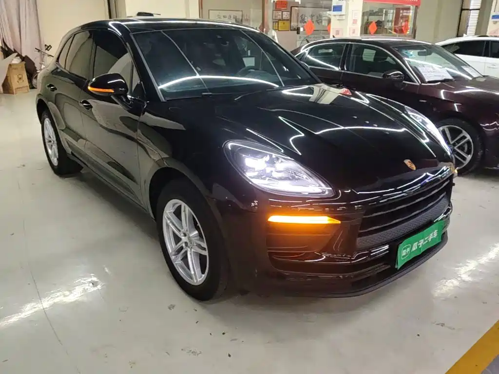 Porsche Macan — миниатюра 4