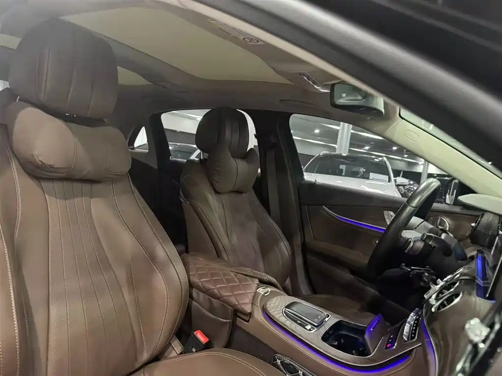 Mercedes-Benz E-Class — миниатюра 21