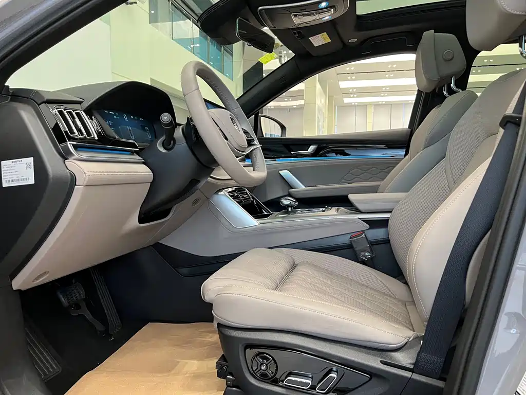 BYD Tang New Energy — миниатюра 6