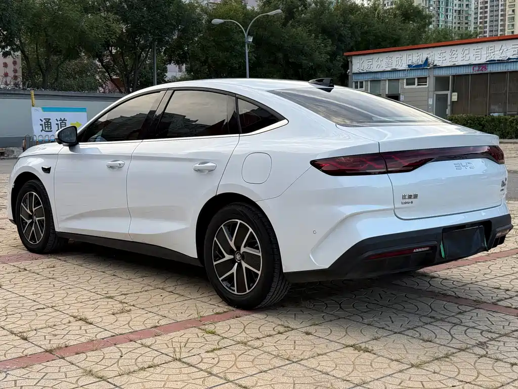 BYD Qin L — миниатюра 13