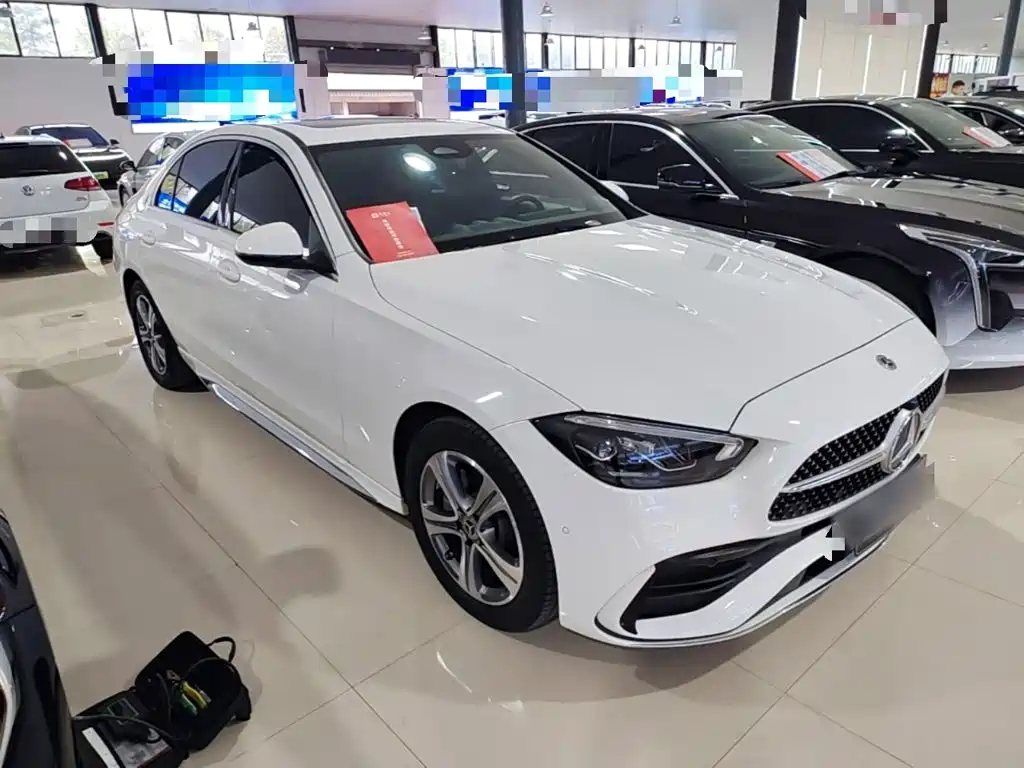 Mercedes-Benz C-Class — миниатюра 4