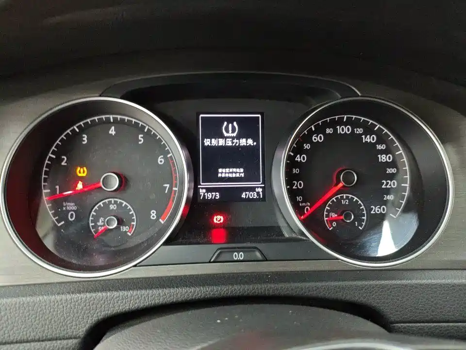 Volkswagen Golf — миниатюра 9