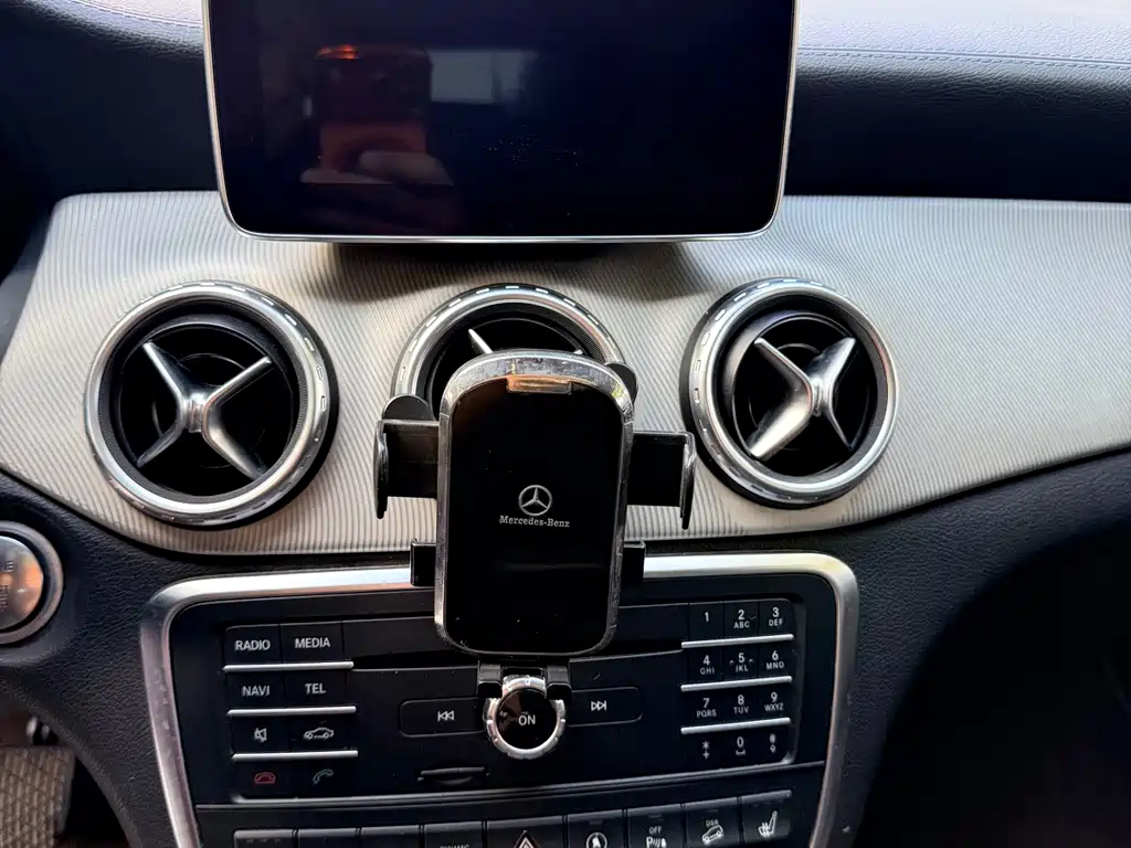 Mercedes-Benz GLA — миниатюра 15