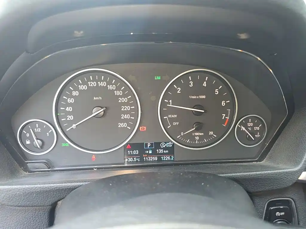 BMW 3 Series — миниатюра 12