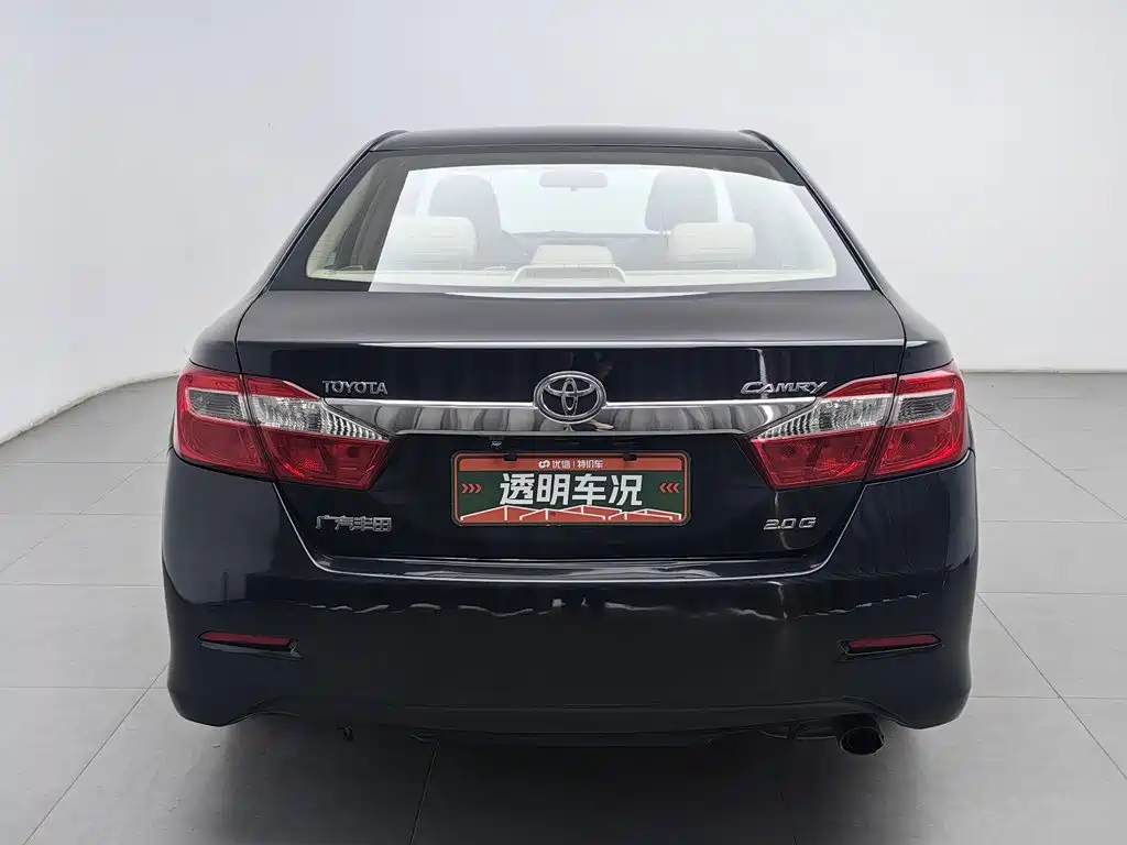 Toyota Camry — миниатюра 4