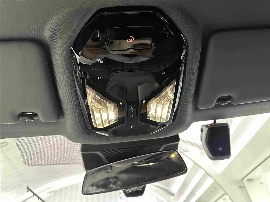BMW 5 Series — миниатюра 16