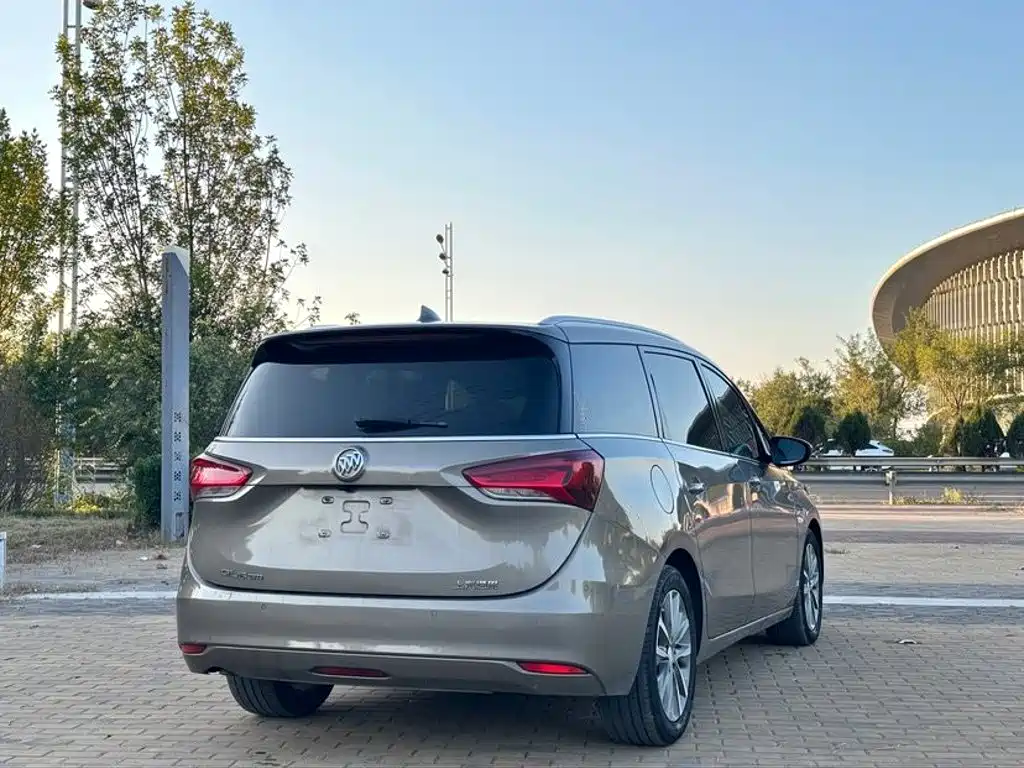 Buick GL6 — миниатюра 4
