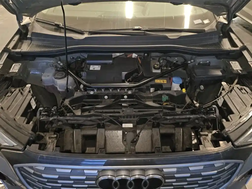 Audi Q4 e-tron — миниатюра 20