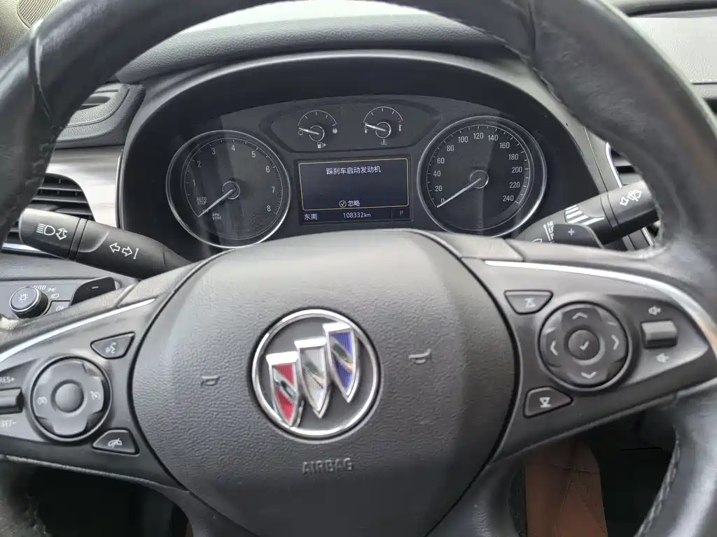 Buick LaCrosse — миниатюра 13