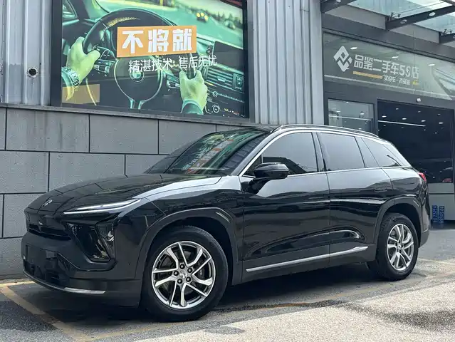 2022 Nio ES6