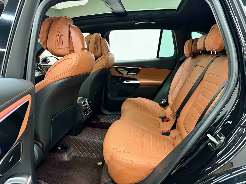 Mercedes-Benz GLC — миниатюра 14
