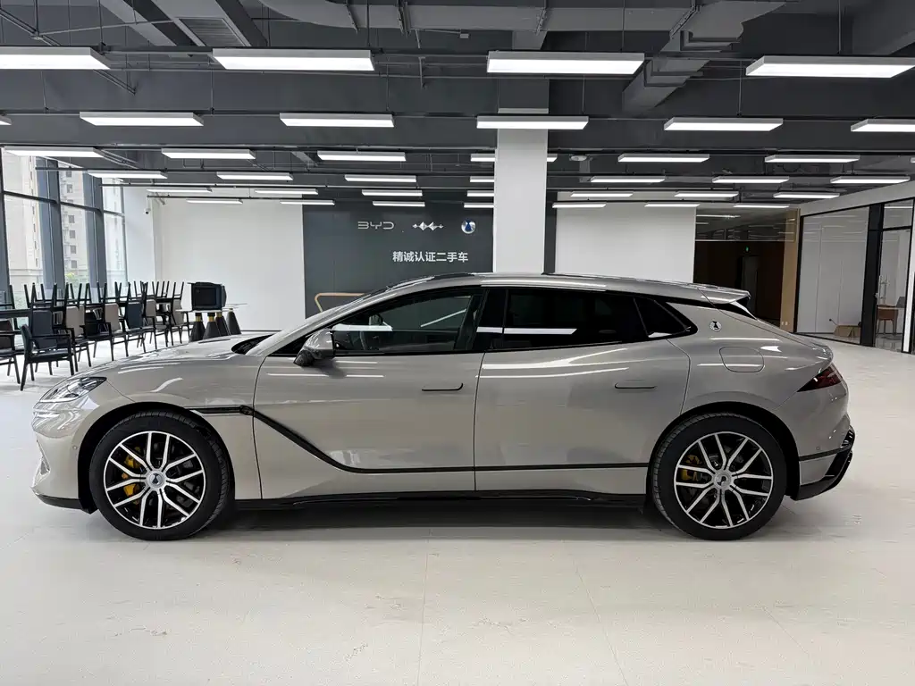 Denza Denza Z9GT — миниатюра 7