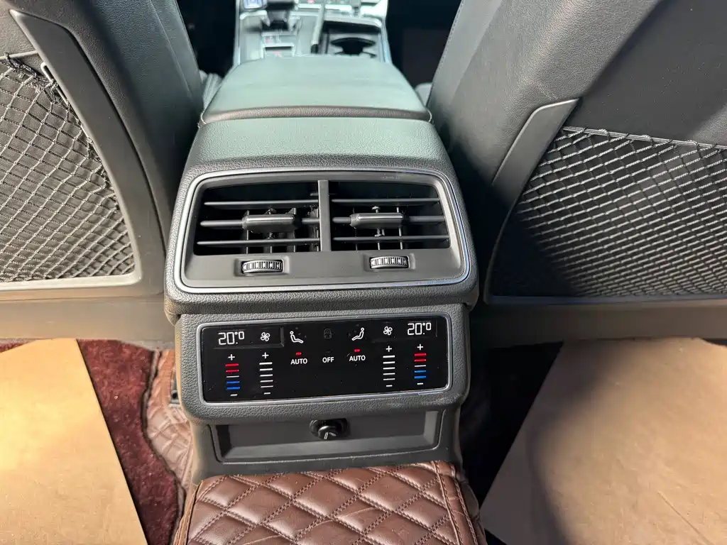 Audi A6L — миниатюра 15