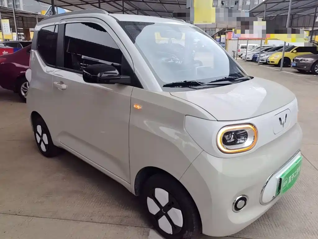 Wuling MINIEV — миниатюра 4
