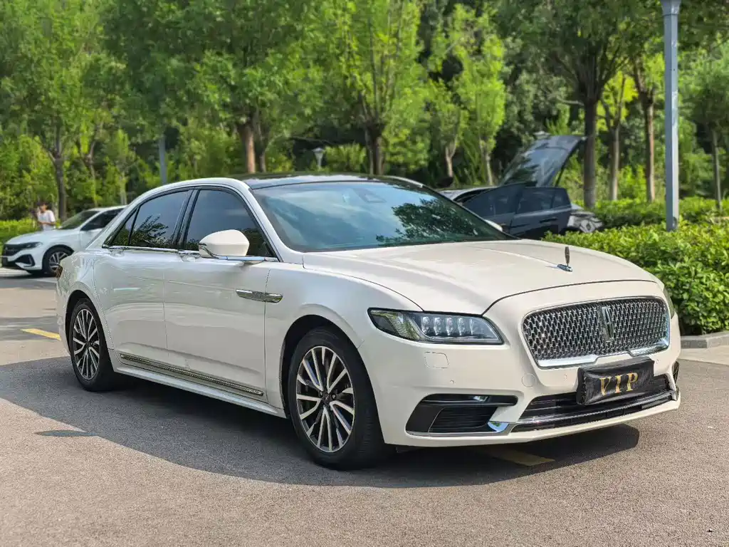 Lincoln Continental — миниатюра 3