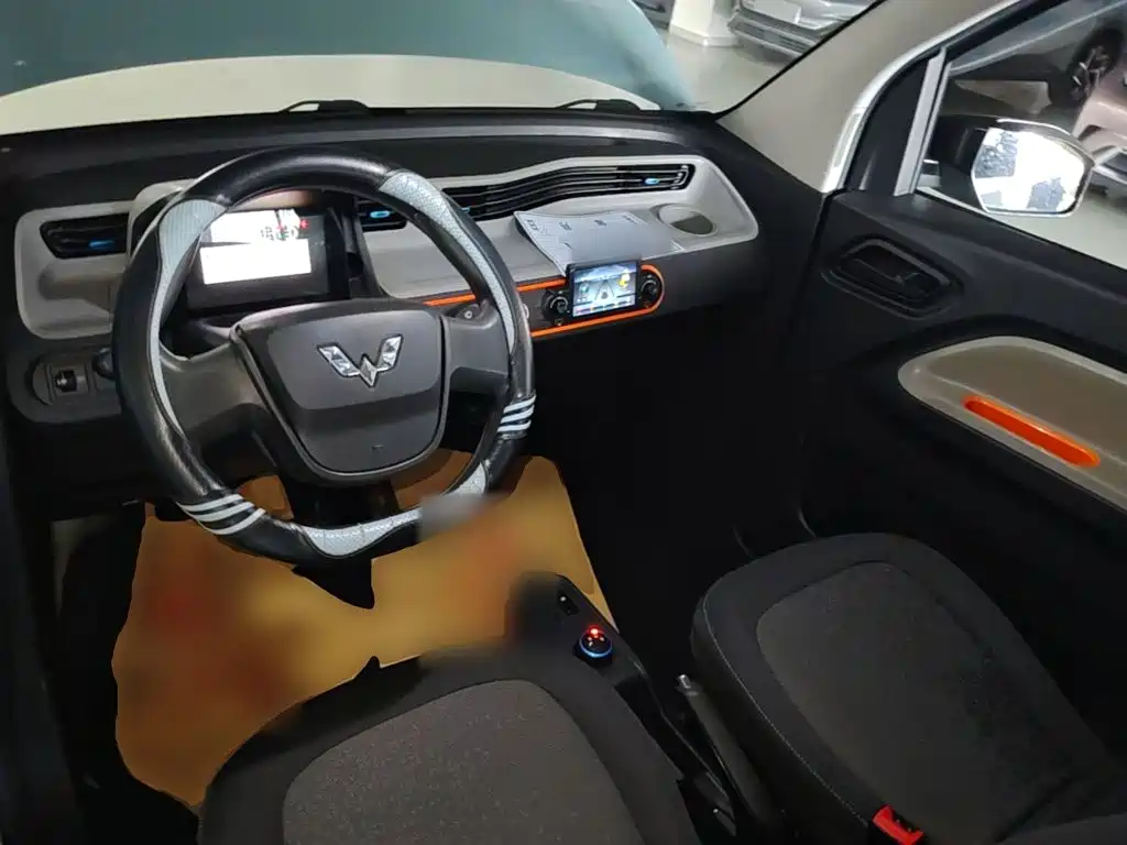 Wuling MINIEV — миниатюра 10