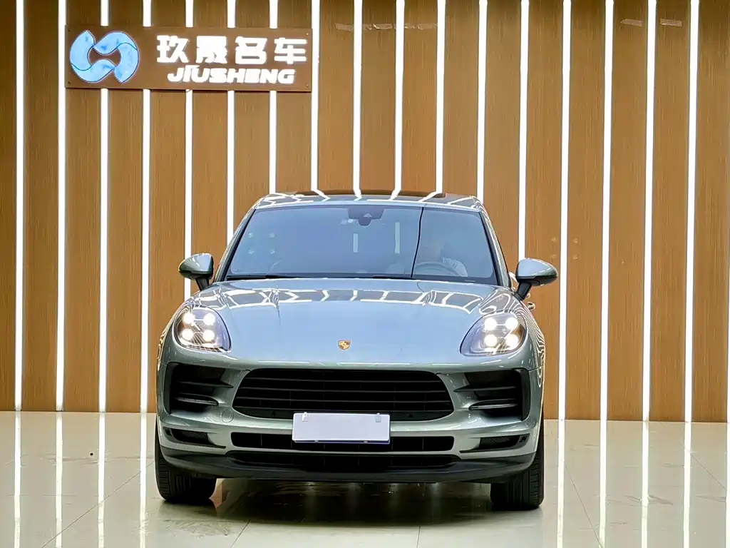 Porsche Macan — миниатюра 2