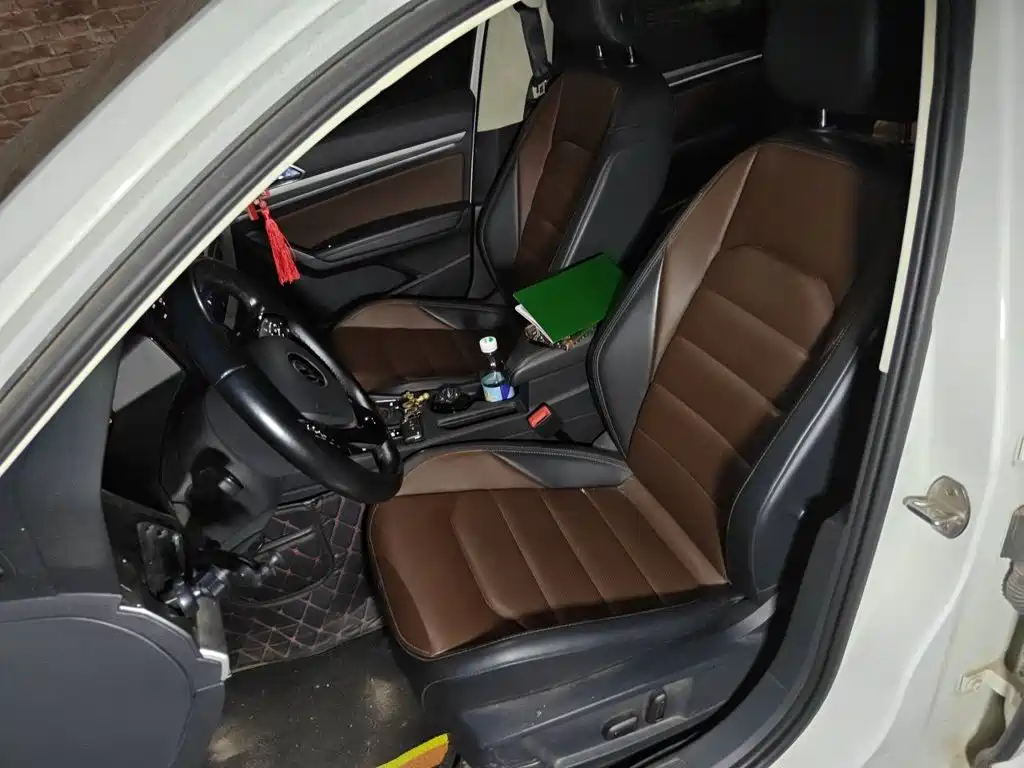 Volkswagen Lavida — миниатюра 8
