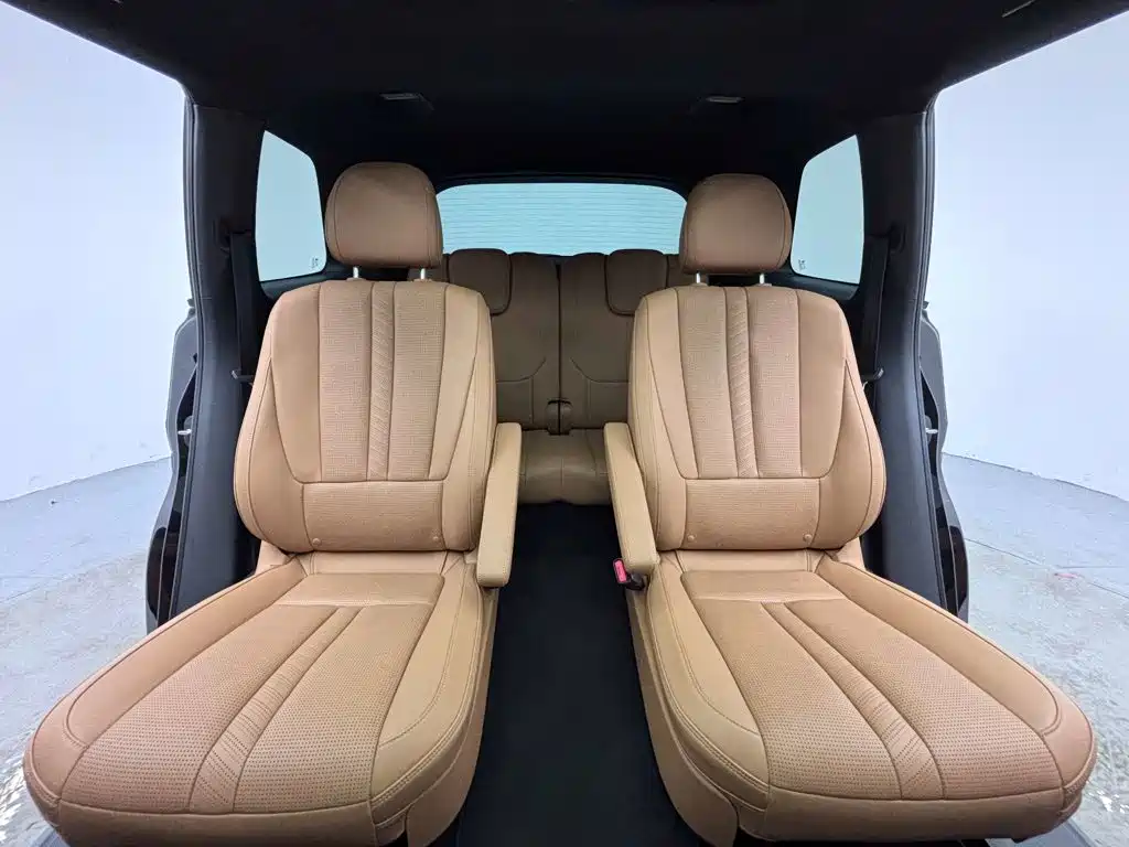 Li Auto Li ONE — миниатюра 18