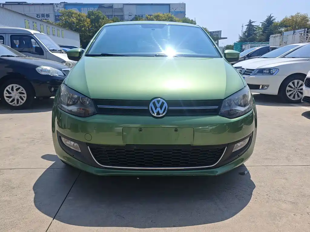 Volkswagen Polo — миниатюра 2