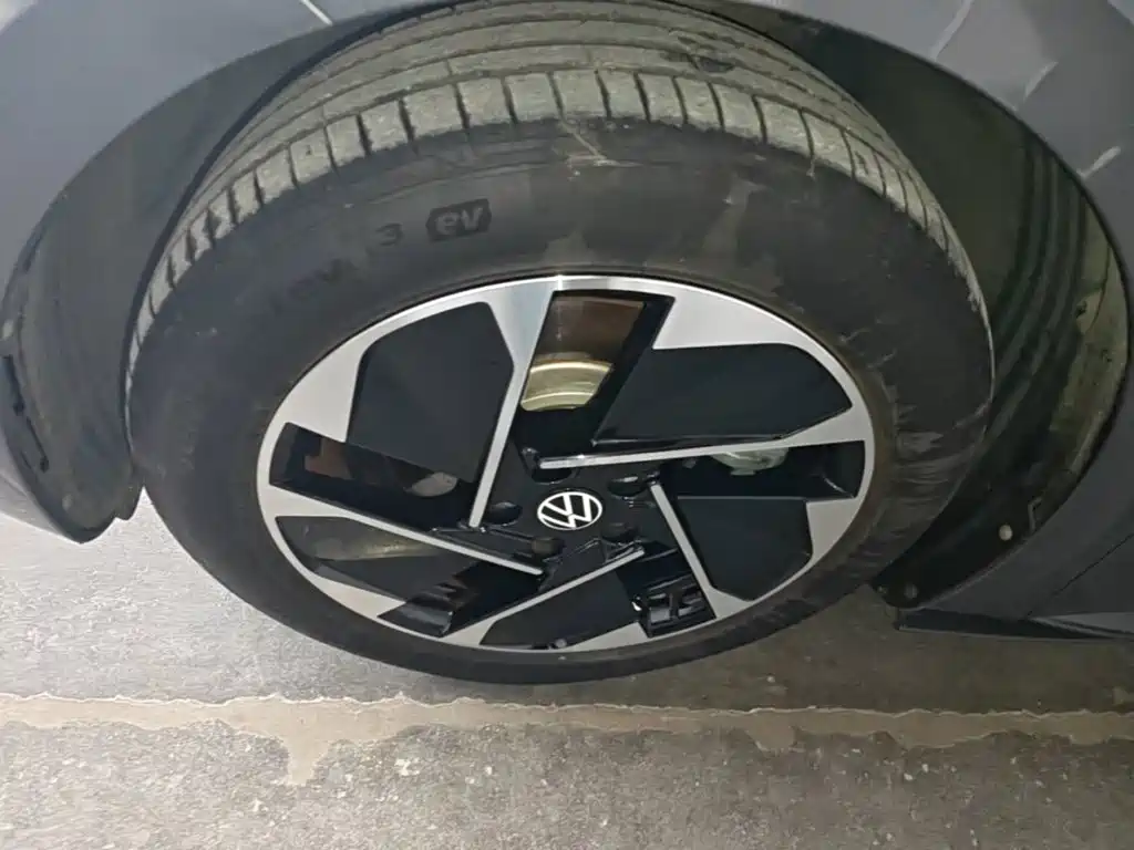 Volkswagen ID.3 — миниатюра 23