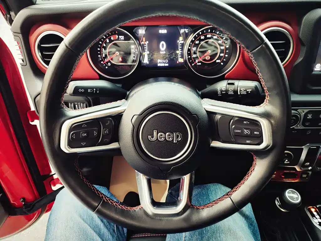 Jeep Wrangler — миниатюра 9