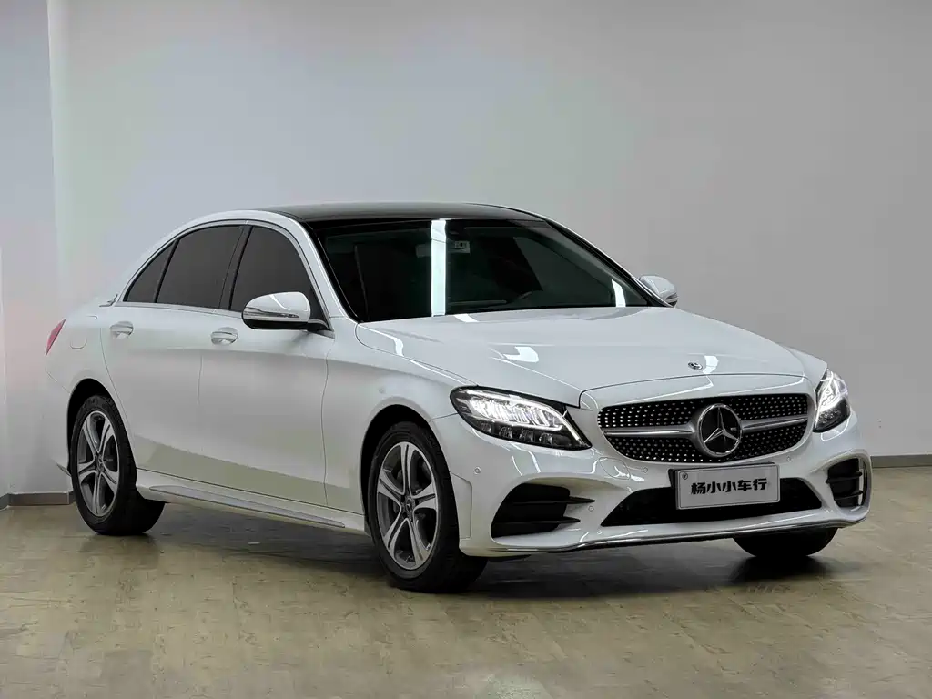 Mercedes-Benz C-Class — миниатюра 3