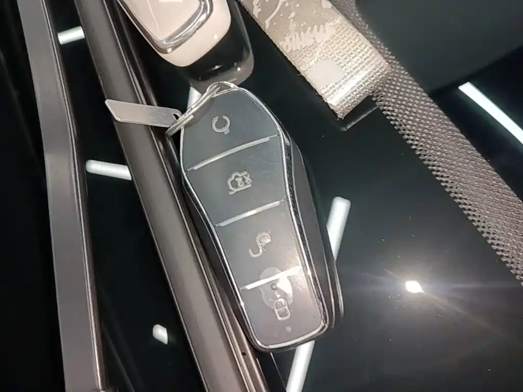 BYD Seal 07 DM-i — миниатюра 9