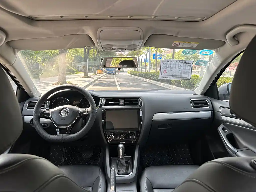 Volkswagen Sagitar — миниатюра 12