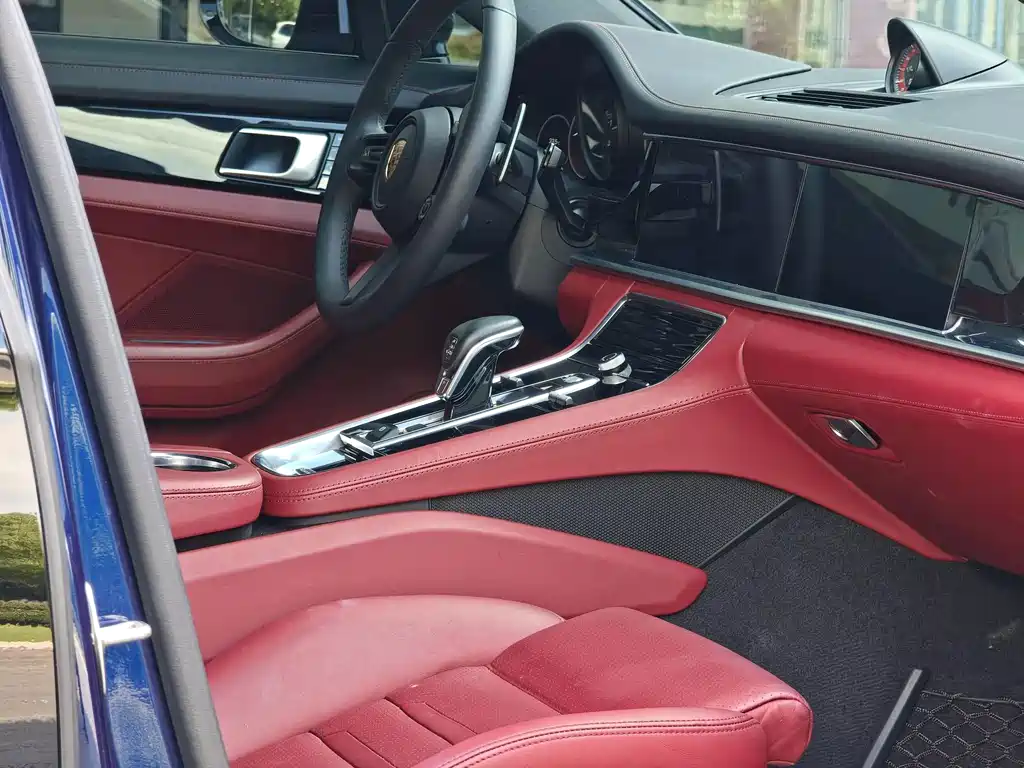 Porsche Panamera — миниатюра 12