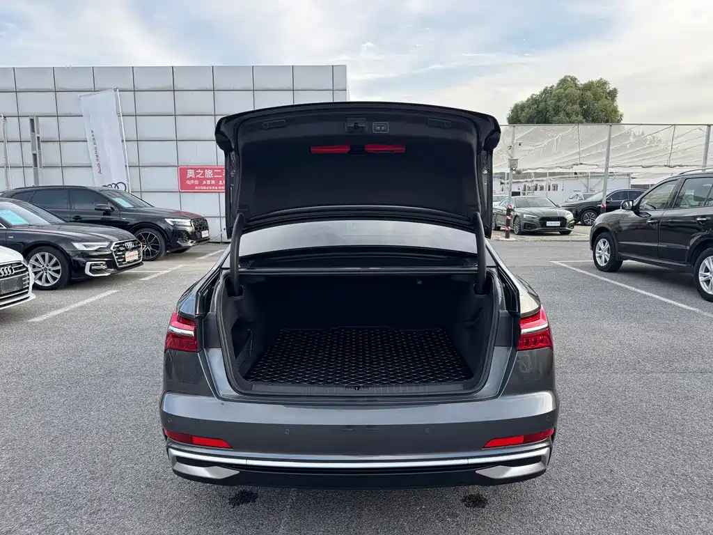 Audi A6L — миниатюра 8