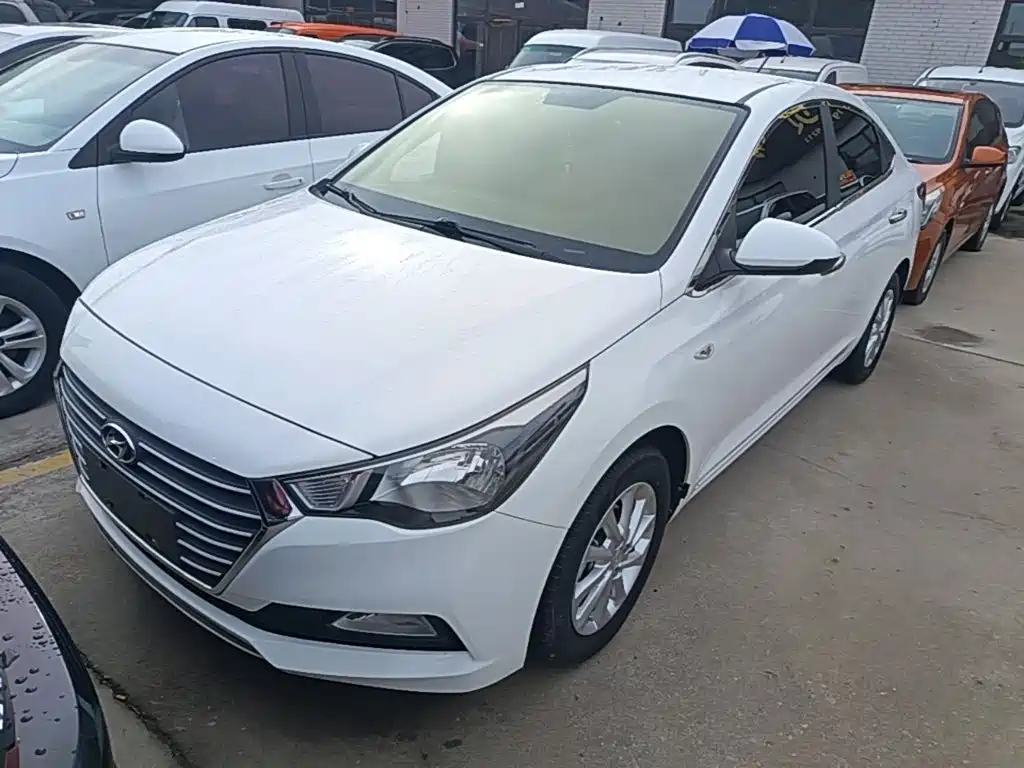 Hyundai Verna