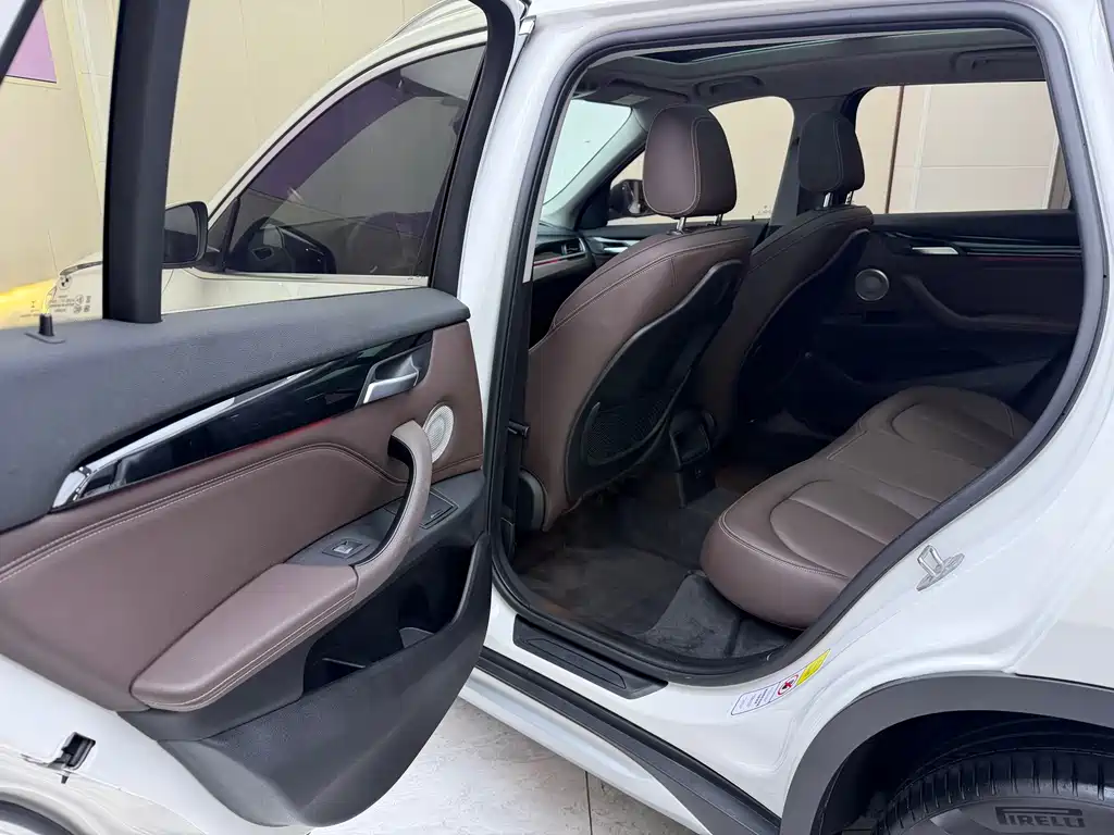 BMW X1 — миниатюра 16
