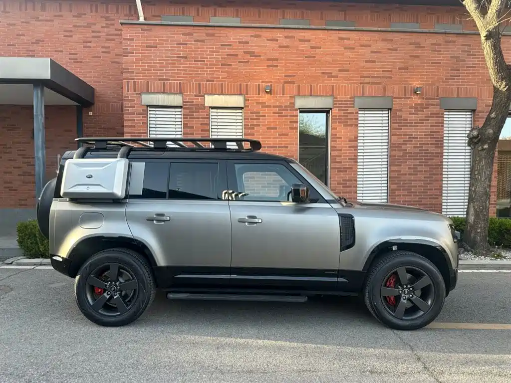 Land Rover Land Rover Defender 2025 110 3.0T P400 X