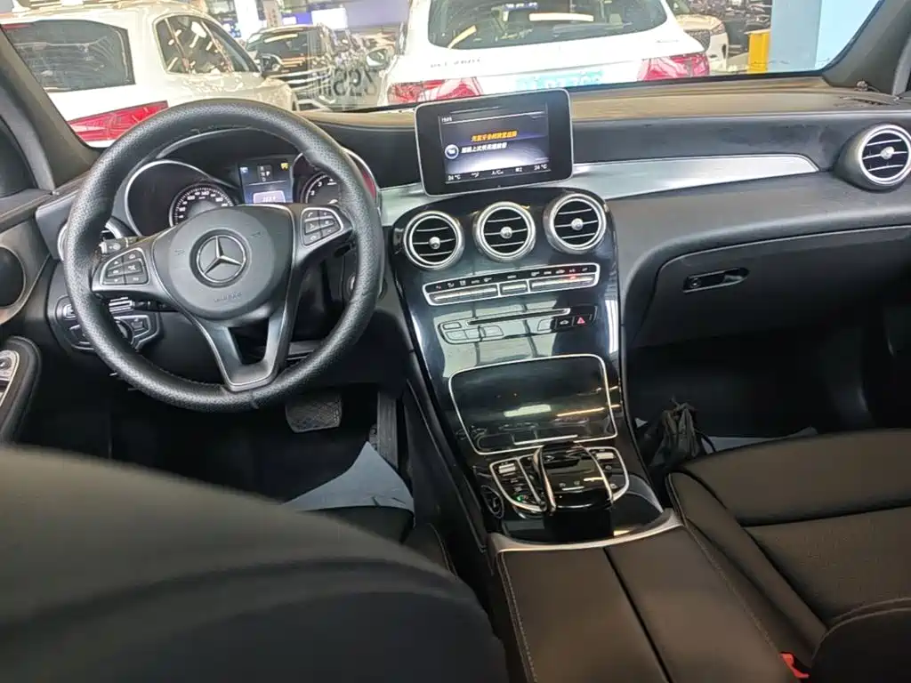 Mercedes-Benz GLC — миниатюра 10