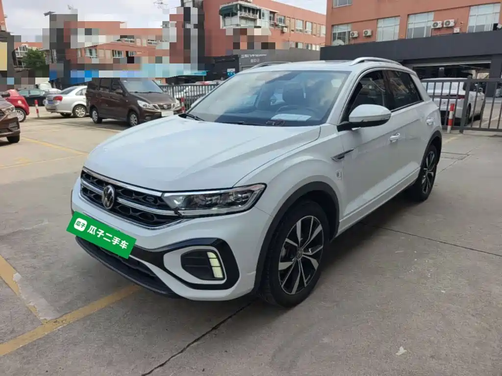 Volkswagen T-Roc — миниатюра 2