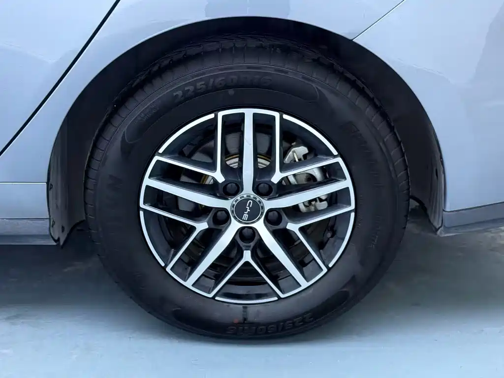 BYD Seal 05 DM-i — миниатюра 16