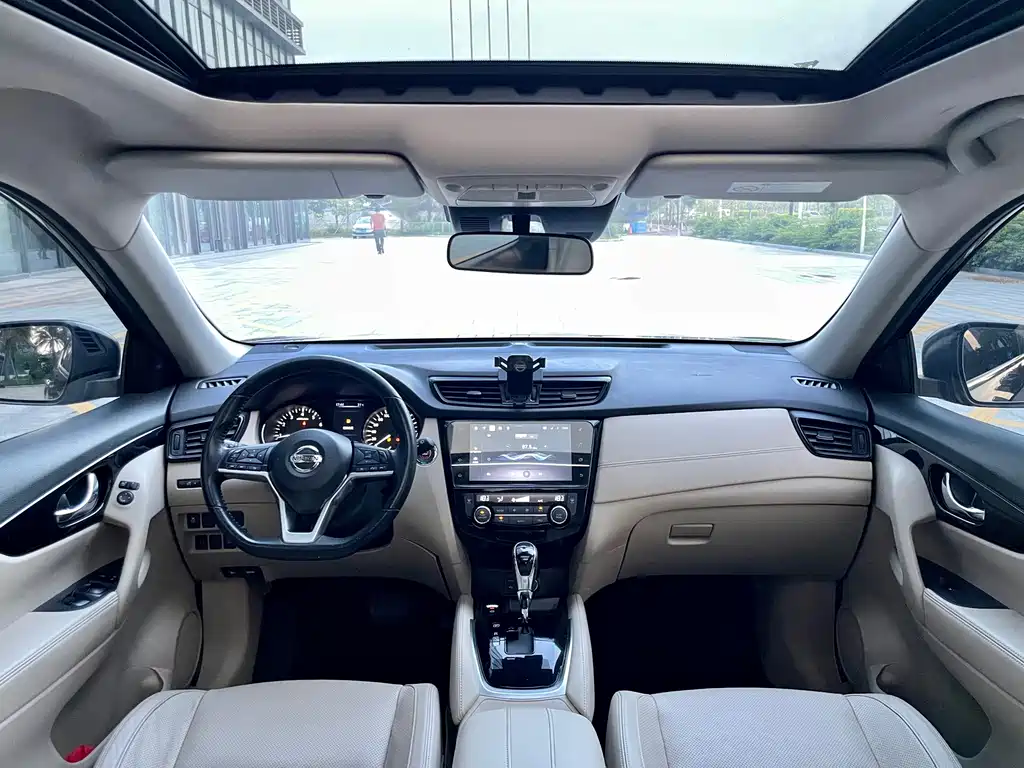 Nissan X-Trail — миниатюра 8