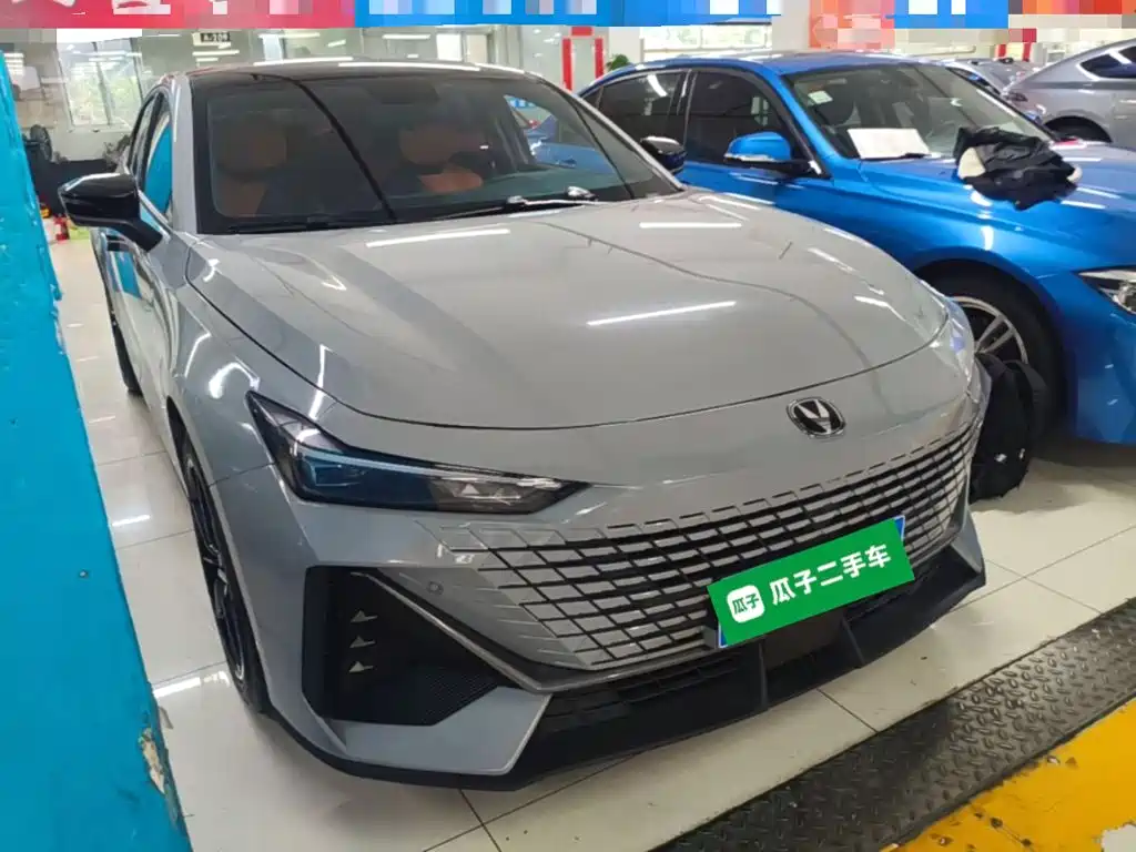 Changan UNI-V — миниатюра 4