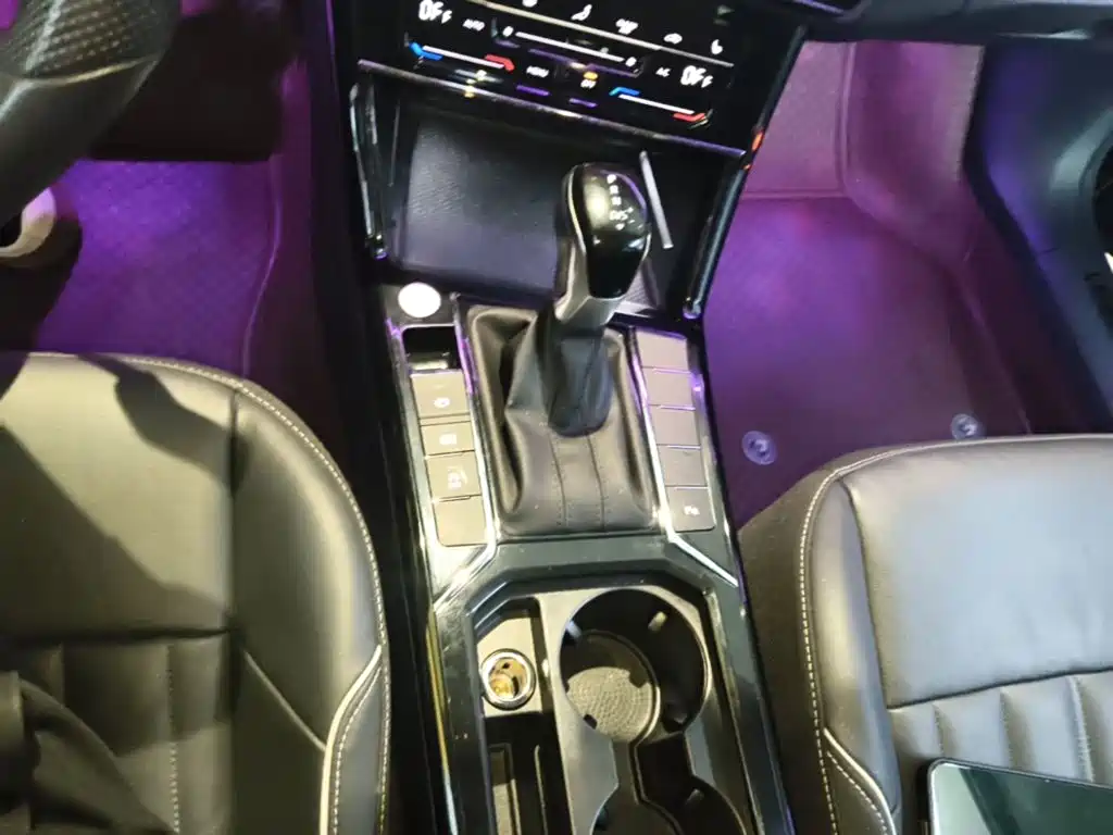 Volkswagen Passat — миниатюра 14