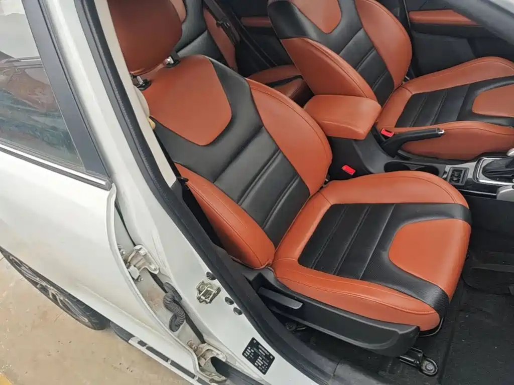 BAIC Senova X35 — миниатюра 25